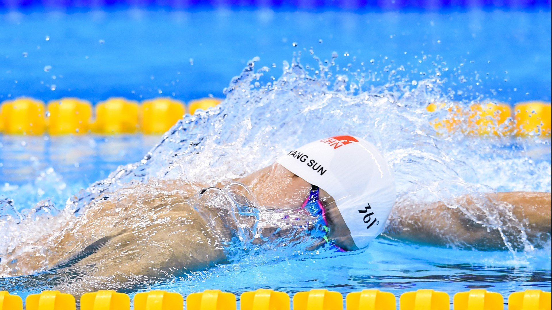 冲刺时段划水动作连贯性增强,冲刺动作要领